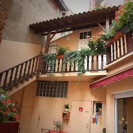 Logis Saint Clair Hotel